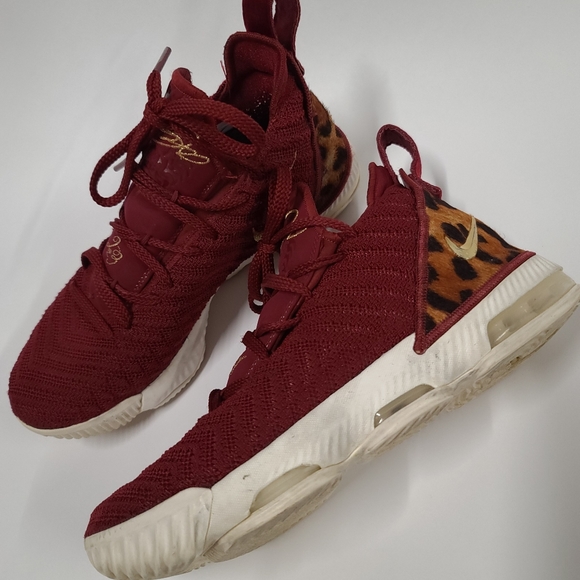 lebron 16 cheetah